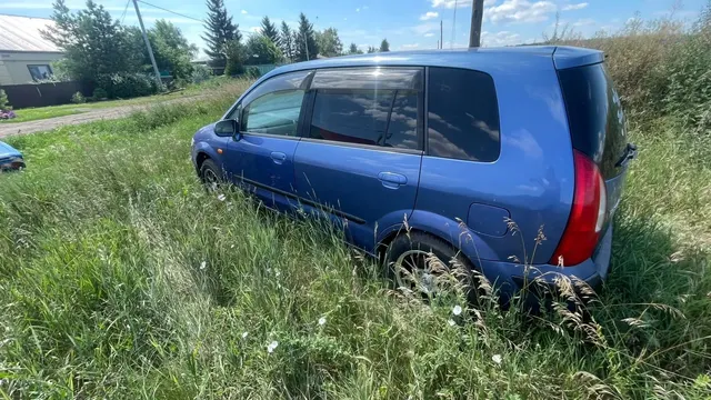 Легковой автомобиль марки: MAZDA модель: Premacy, год выпуска: 2000 г., кузов №: CP8W128517.