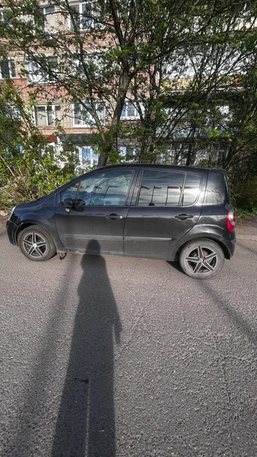 Автомобиль марки РЕНО модель МОДУС 1.5 DСI 2007 г.в. VIN-номер VF1JP0F0537181334 (находится в залоге у ПАО «СОВКОМБАНК»)