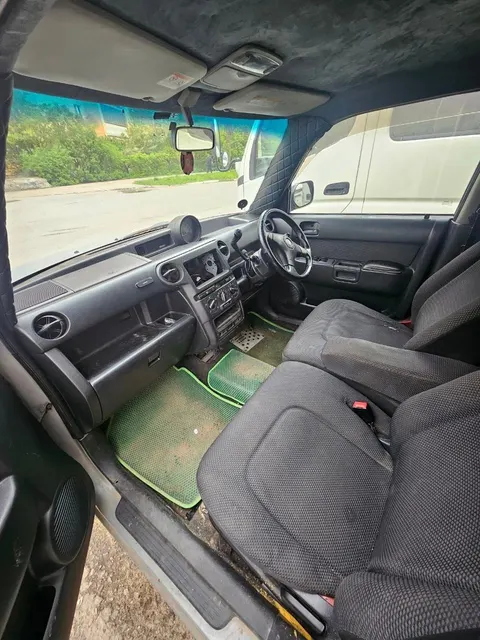 Автомобиль марки TOYOTA модель ВВ 2002 г.в. номер кузова NCP300046400