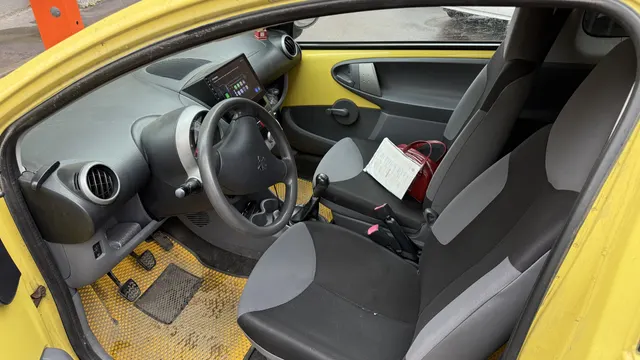 Автомобиль легковой марка: PEUGEOT, модель: 107, год выпуска: 2008 г., идентификационный номер (VIN): VF3PMCFAC88235859