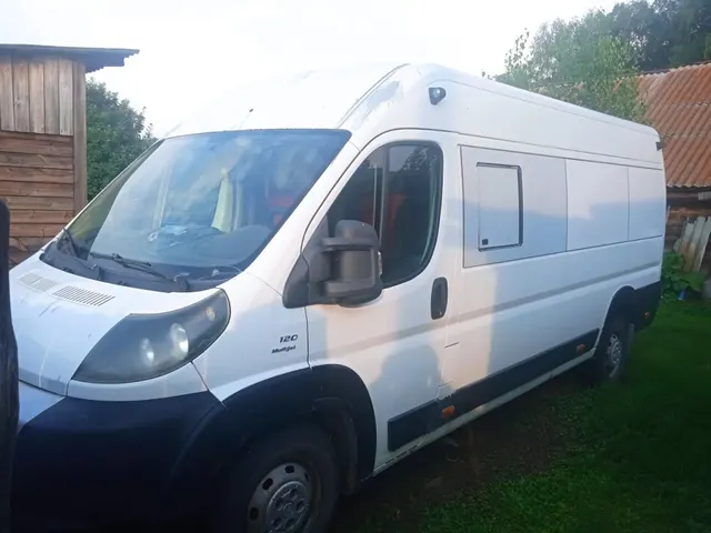 автомобиль марки FIAT модель FST613 2012 г.в. VIN-номер XUSFST613C0000757