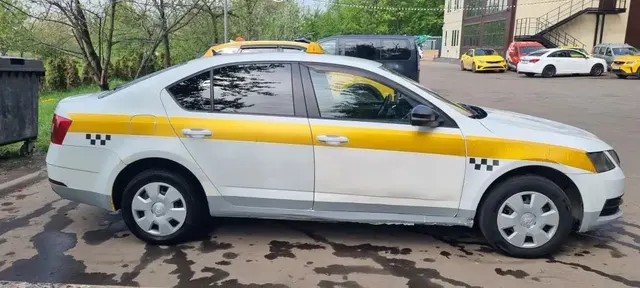 Автомобиль марки SKODA модель Octavia, 2018 года выпуска, идентификационный номер (VIN) XW8AN2NE9JH035357