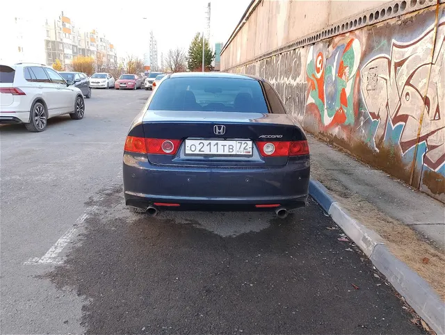 Автомобиль марки HONDA модель Accord 2007 г.в. VIN-номер JHMCL76408C209359