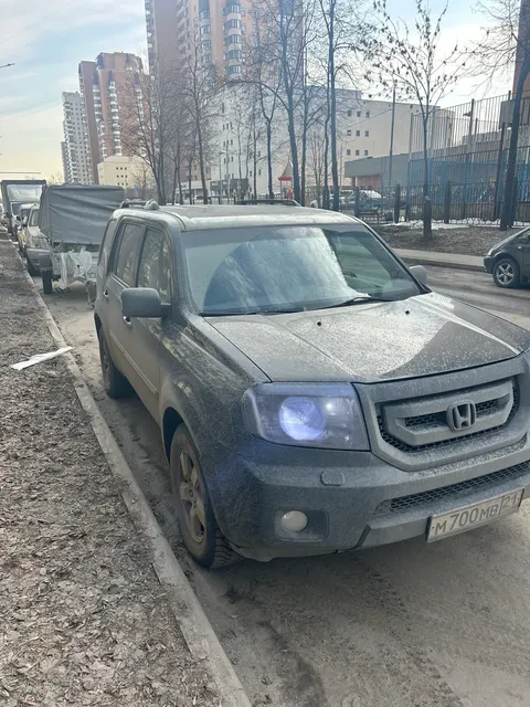 Легковой автомобиль марки: HONDA, модель: PILOT, год выпуска: 2008г., идентификационный номер (VIN): 5FNYF48409B404773 (залогодержатель – ПАО «Совкомбанк»).