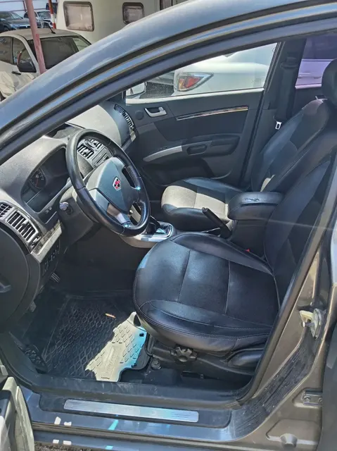 Автомобиль марки «GEELY Emgrand», 2014 г.в, VIN: X9W8824SCED002626. Имущество обременено залогом ПАО «Совкомбанк».