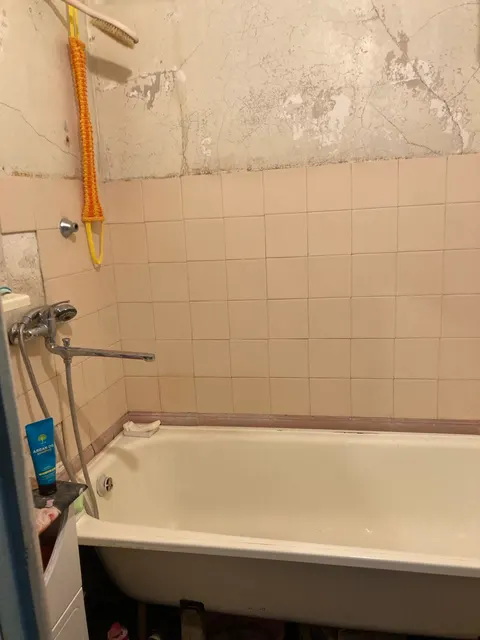 1/3 помещения, общая площадь 69.6 кв.м., расположенного по адресу: 662980, Красноярский край, ЗАТО Железногорск, г. Железногорск, пр-кт Ленинградский, д. 105, кв. 25, кадастровый номер 24:58:0312002:2337