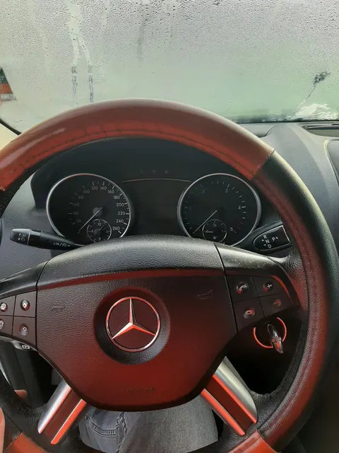 Автомобиль MERCEDES-BENZ ML 320 CDI 4 MATIC, 2008 г.в., VIN:WDC1641221A413803, 224 л.с. залог в пользу ПАО "СОВКОМБАНК".
