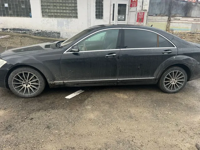 Легковой автомобиль, марки MERCEDES модель S350 7G-Tronic 2008 г.в. VIN-номер WDDNG56X38A229304.