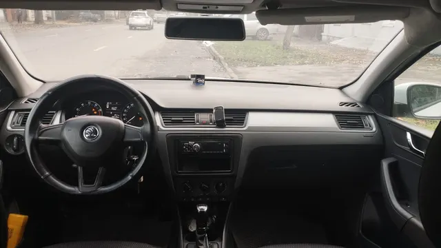 Автомобиль марки ШКОДА модель РАПИД 2016 г.в. VIN-номер XW8AC1NH2GK115427