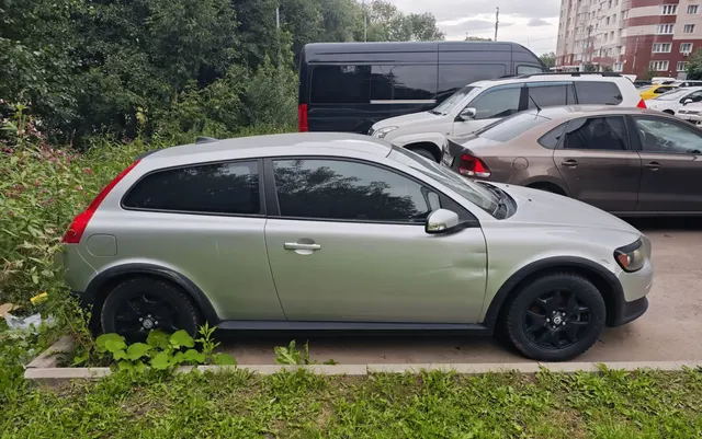Легковой автомобиль марки: VOLVO, модели: C 30, год выпуска: 2007, идентификационный номер (VIN): YV1MK385972016524