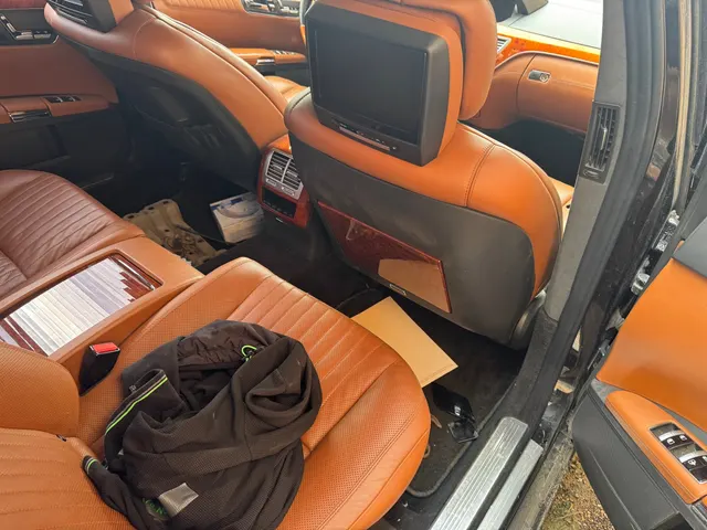 Автомобиль марки MERCEDES-BENZ модель S500 4MATIC 2007 г.в. VIN-номер WDD2211861A191905