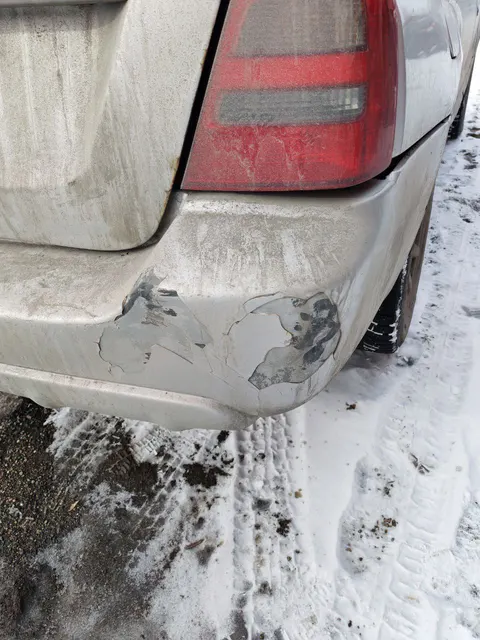 Автомобиль марки SUBARU модель Forester 2002 г.в. номер кузова SG5018626, VIN отсутствует, номер двигателя EJ20-B634208, цвет кузова светло-серый, мощность двигателя 137 (100.8), рабочий объем двигателя 1194.