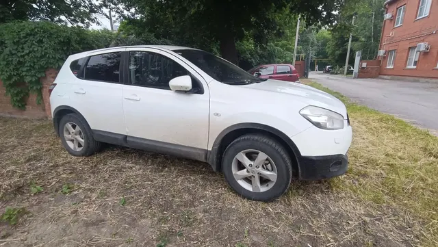 Автомобиль марки NISSAN модель QASHQAI 2010 г.в. VIN-номер SJNFBAJ10U2109330