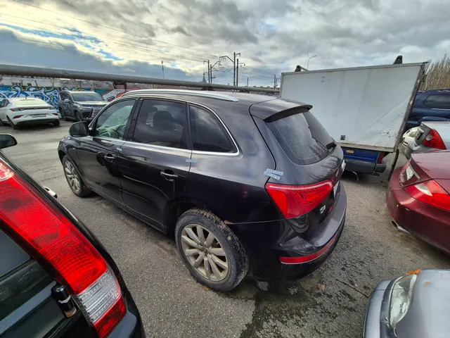Автомобиль марки AUDI модель Q5 2012 г.в. VIN-номер WAUZZZ8R2CA111097