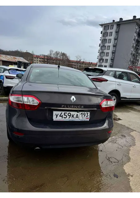 Автомобиль марки RENAULT модель Fluence 2013 г.в. VIN-номер VF1LZL70T49661087