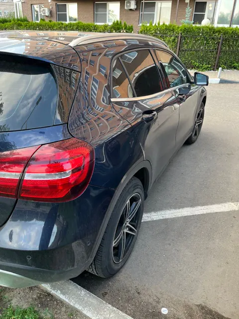 Автомобиль марки MERCEDES-BENZ модель GLA200 2018 г.в. VIN-номер WDC1569431J504101