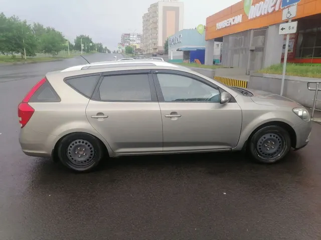 Автомобиль марки KIA модель CEED 2010 г.в. VIN-номер XWEHC812AA0001394.