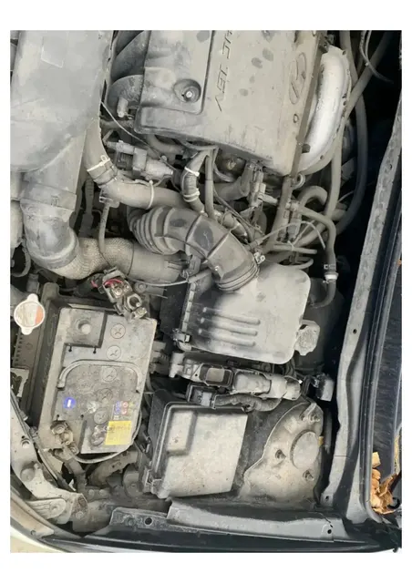 Легковой автомобиль марки: HYUNDAI, модель: Elantra 1.6 GLS MT, год выпуска: 2010 г., идентификационный номер (VIN): KMHDU41BABU197605