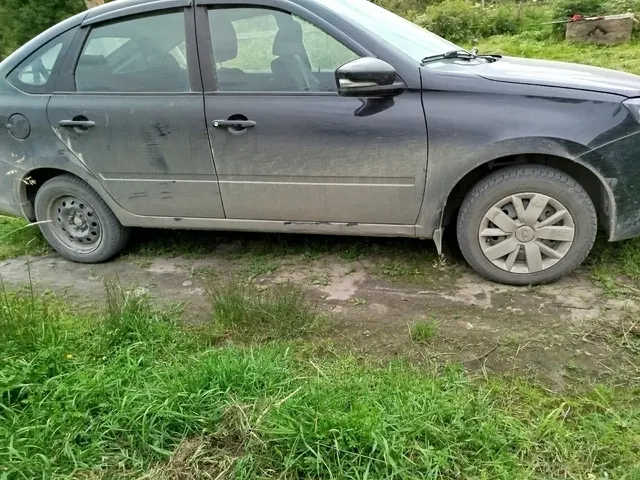 Автомобиль марки LADA модель GRANTA, 2023 г.в., VIN-номер XTA219140R0501953.