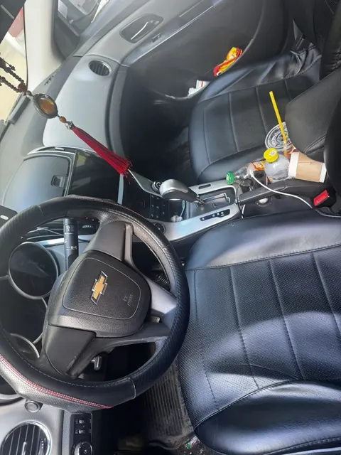 Легковой автомобиль, марка: CHEVROLET, модель: CRUZE, год изготовления: 2014, цвет: Серый, VIN: XUFJA696JE3019376, ПТС: 78HT441457040220140, г/н: А080СО147. Объект в залоге. Залогодержатель ПАО "СОВКОМБАНК".