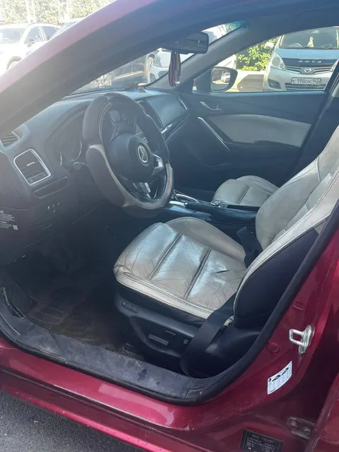 Автомобиль марки MAZDA модель 6 2014 г.в. VIN-номер RUMGJ4238EV008343