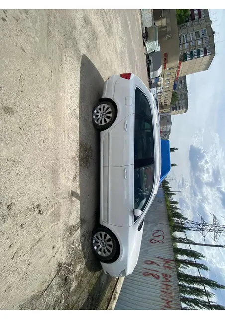 Автомобиль марки SKODA модель SUPERB 2013 г.в. VIN-номер TMBJH93TXD9054382