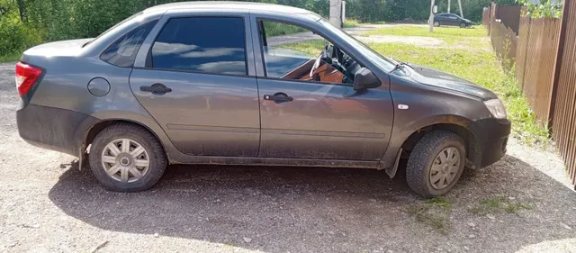Легковой автомобиль марки: LADA, модель: 219060 LADA Granta, год выпуска: 2013 г., идентификационный номер (VIN): XTA219060DY032135