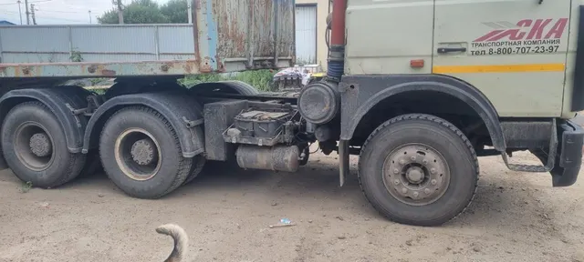 Автомобиль марки MAZ модель 6422F5-320, 2011 г.в., VIN-номер Y3M6422A5B0001355
