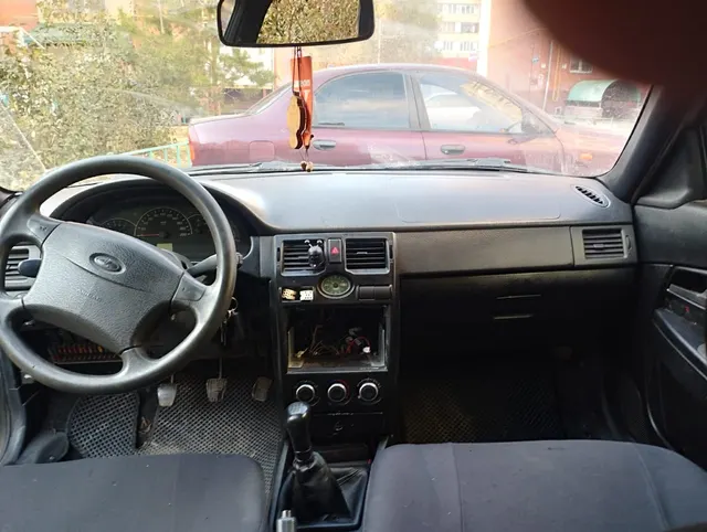 Легковой автомобиль марки: ВАЗ 21703, модель: VAZ LADA Priora, год выпуска: 2007 г., кузов №: XTA21703080050836,идентификационный номер (VIN): XTA21703080050836 Является предметом залога в пользу ПАО «Совкомбанк»
