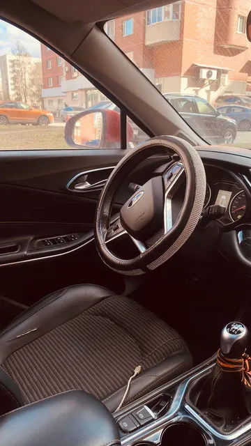 Автомобиль марки МОСКВИЧ модель МОСКВИЧ 3 2023 г.в. VIN-номер X7LJA13BAM1000910 , Цвет - красный