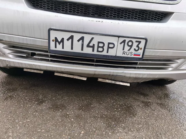 Автомобиль марки HYUNDAI модель H1-Grand-Starex 2008 г.в. VIN-номер KMFWBH7JP8U011896