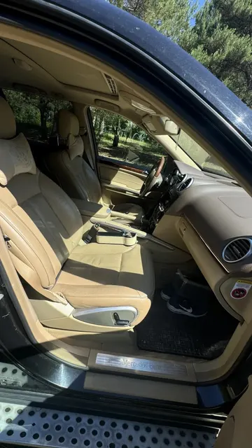 Автомобиль марки MERSEDES-BENZ GL350 модель MERSEDES-BENZ GL350 2011 г.в. VIN-номер WDC1648221A706447