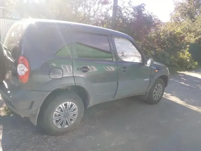 Автомобиль марки CHEVROLET модель Niva 2010 года выпуска VIN Х9L212300A0297707