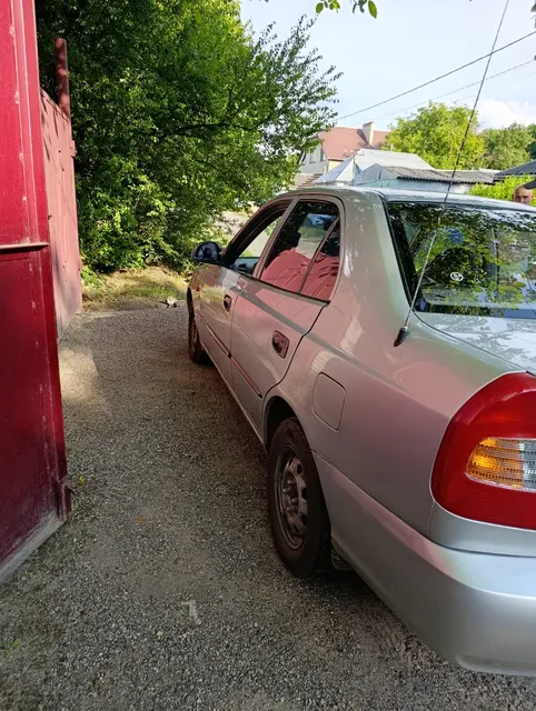 Автомобиль марки HYUNDAI модель Accent 2005 г.в. VIN-номер X7MCF41GP5M042071