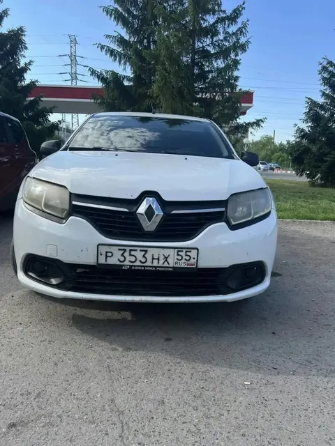 Автомобиль марки RENAULT LOGAN, 2017 г.в., VIN: X7L4SRAV458778811 (находится в залоге у ПАО Совкомбанк).