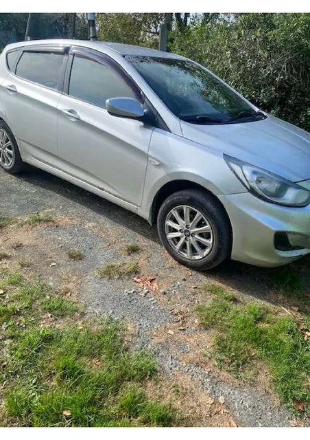 Автомобиль марки HYUNDAI модель Solaris 2012 г.в. VIN-номер Z94CT51CACR063771