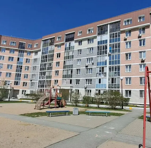 квартира, общей площадью 48.3 кв. м., расположенная по адресу: Свердловская обл., г. Среднеуральск, ул. Лесная, д. 7, кв. 148, кадастровый номер: 66:62:0107010:842