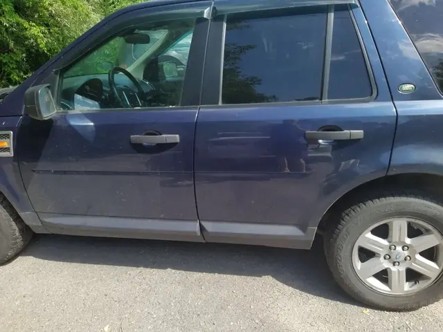 Легковой автомобиль марки: LAND ROVER, модели: Freelander 2, год выпуска: 2008, идентификационный номер (VIN): SALFA24B98H105267