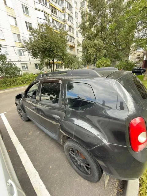 Автомобиль марки RENAULT модель Duster 2014 г.в. VINномер X7LHSRH8N50889348