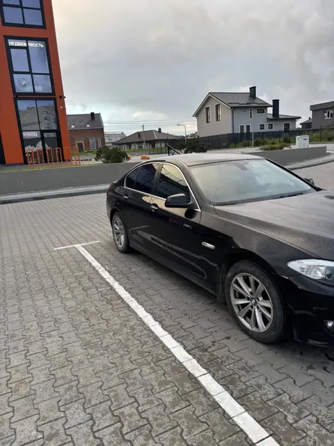 Автомобиль марки BMW модель 520I, 2012 г.в., Идентификационный номер (VIN) WBAXG11010DY82249.