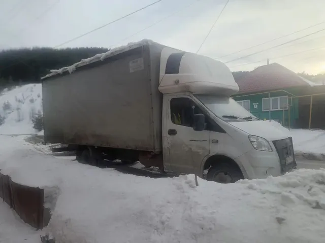 Грузовой автомобиль марки, модели: 3009Z7, год выпуска: 2018 г., кузов №: A21R22J0094811, идентификационный номер (VIN): Z783009Z7J0050768