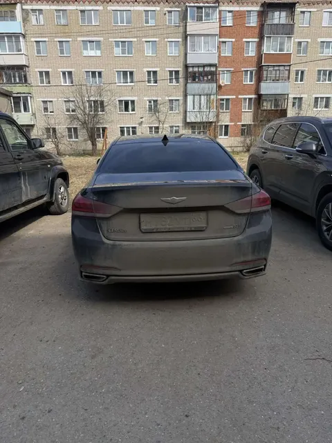 Автомобиль марки HYUNDAI модель GENESIS 2016 г.в. VIN-номер XWEGN41CDG0000627