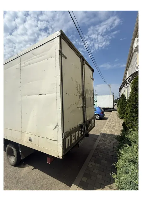 Автомобиль марки 2790-0000010-04 модель 2790-0000010-04