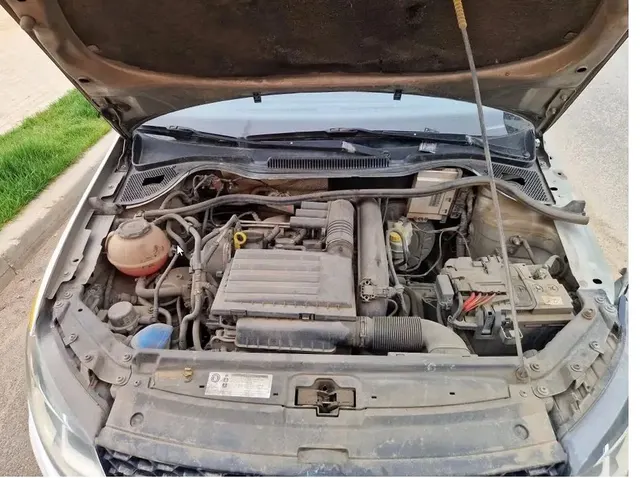 Автомобиль Марка VOLKSWAGEN Модель POLO VIN XW8ZZZ61ZJG038991 Регистрационный номер С959АР250 Тип ТС легковой седан Год выпуска 2018 Цвет белый желтый серый ПТС 40ОТ 669315 СТС 99 82 198748