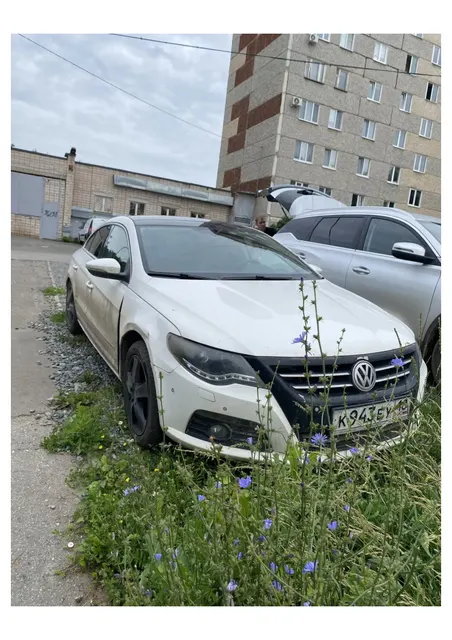 Автомобиль марки VOLKSWAGEN модель Passat CC 2011 г.в. VIN-номер WVWZZZ3CZCE517798