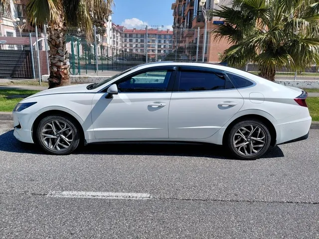 Автомобиль марки HYUNDAI модель SONATA 2021 г.в. VIN-номер XWEL341BBM0002459