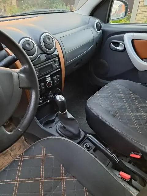легковой автомобиль марки ЛАДА RS0Y5L, VIN: XTARS0Y5LF0901904, год выпуска: 2015, государственный регистрационный знак: М099РР48 (предмет залога ПАО «Совкомбанк»)