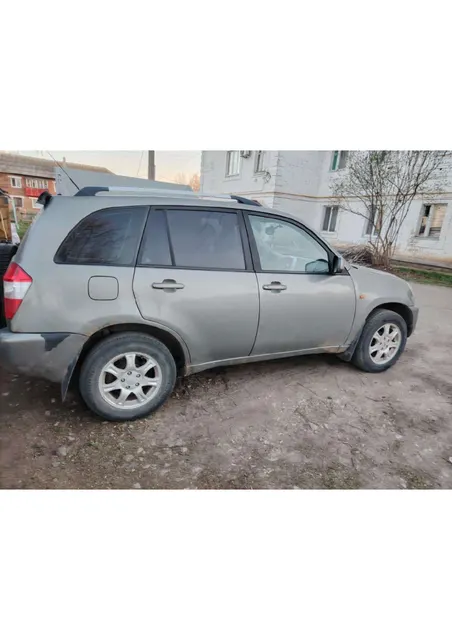 Легковой автомобиль марки: CHERY, модели: T11 Tiggo, год выпуска: 2012 г., идентификационный номер (VIN): LVVDD14B0CD262255