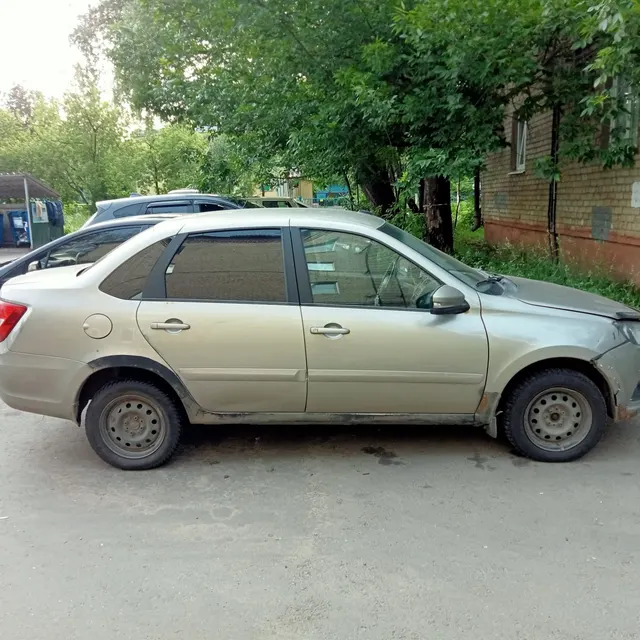 Автомобиль марки LADA модель Granta 219010 2019 г.в. VIN-номер XTA219010L0670815