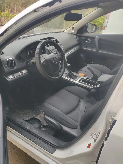 Легковой автомобиль марки: MAZDA, модель: 6, год выпуска: 2011 г., идентификационный номер (VIN): JMZGH128211471612
